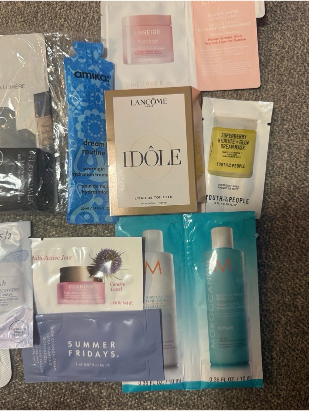 Beauty Samples - Picture 3 of 3